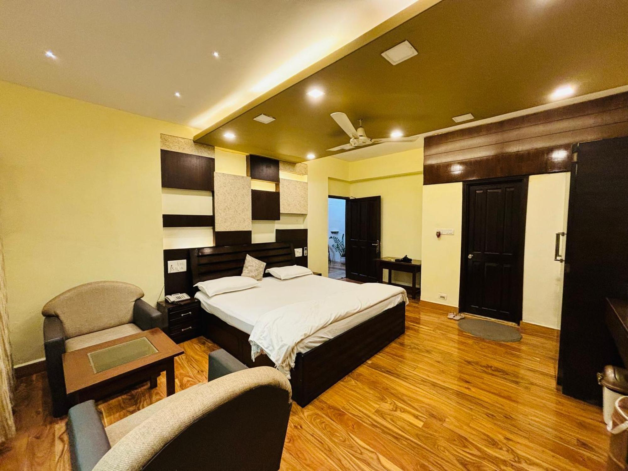Royal Palms Luxury Service Apartment Nagpur Eksteriør bilde