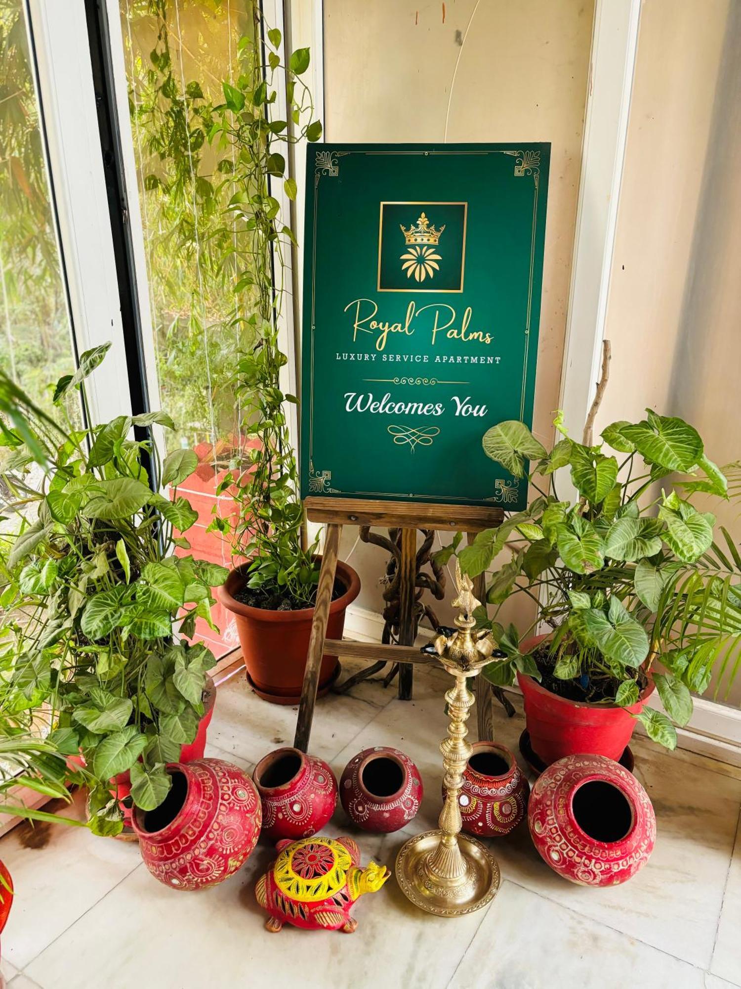 Royal Palms Luxury Service Apartment Nagpur Eksteriør bilde